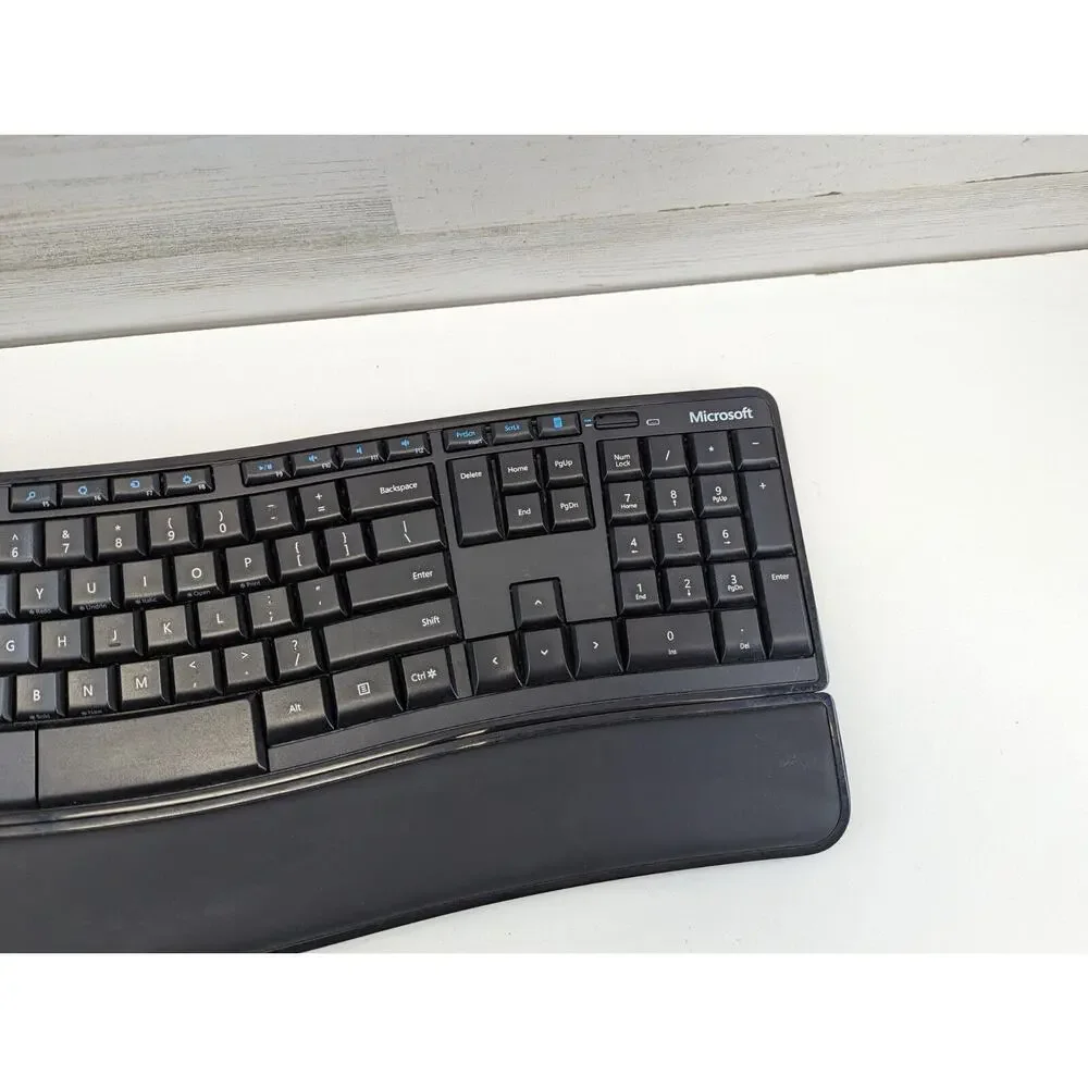 Microsoft Sculpt Comfort Wireless‎ Keyboard With Wrist Rest KGR1173 No Dongle